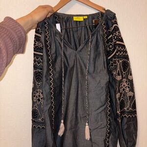 ROLLER RABBIT Embroidered Black Peasant Blouse with Embroidered details